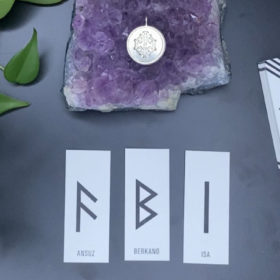 Weekly rune reading shows three cards: Ansuz, Berkano, and Isa
