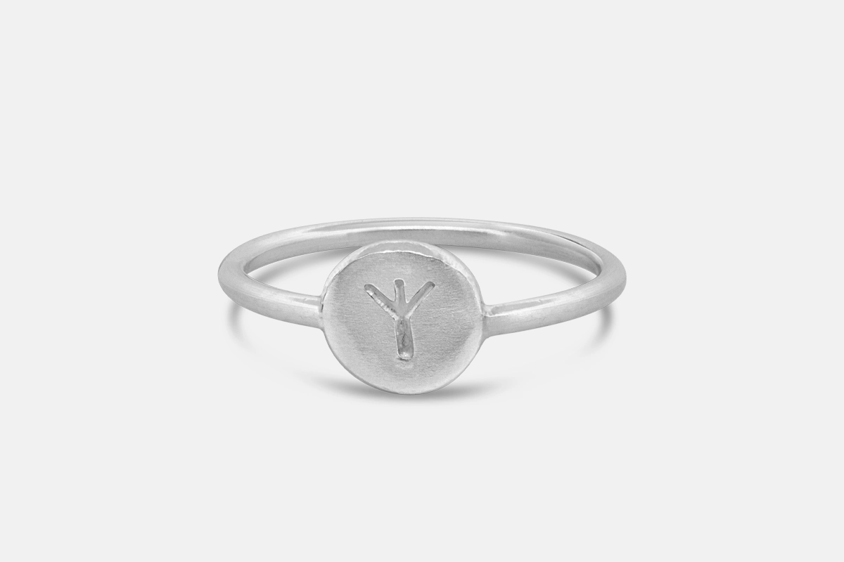 Silver rune ring with Algiz for luck